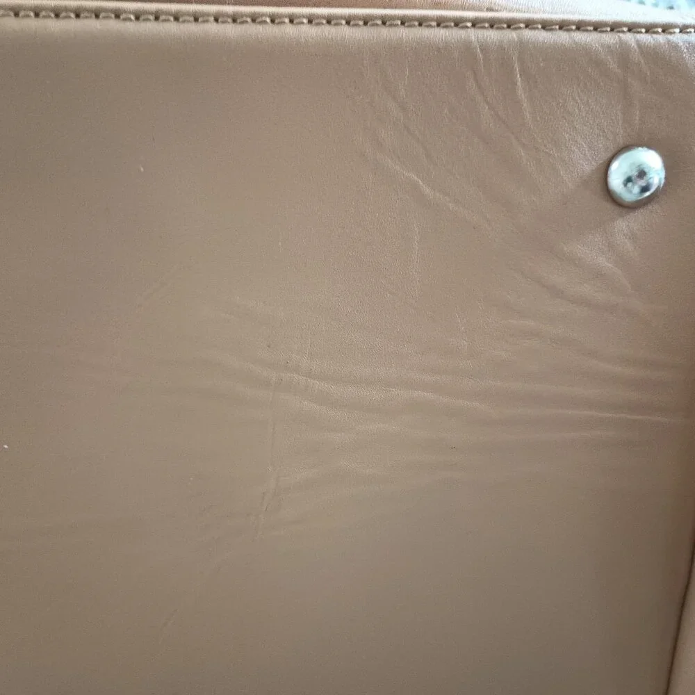 Mark & Graham Leather Weekender Bag - Picture 8 of 10